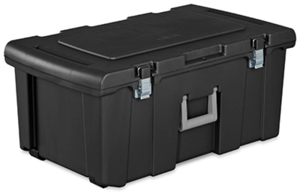 92QT Footlocker