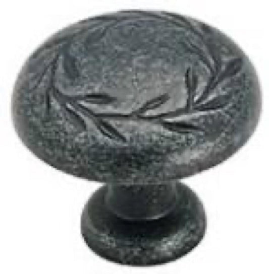 1-1/4" WI Leaf Knob