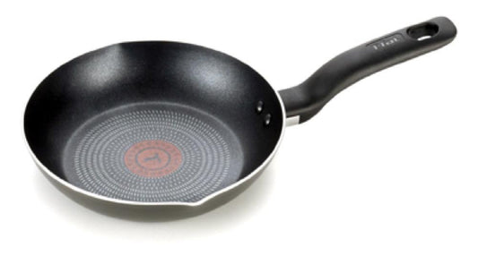 Initiatives 8" Sautepan